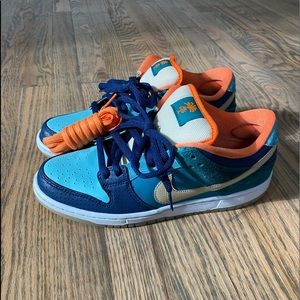 SOLD Nike Dunk MIA skate shop sz9